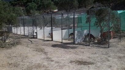 Hectors House Crete Enclosures